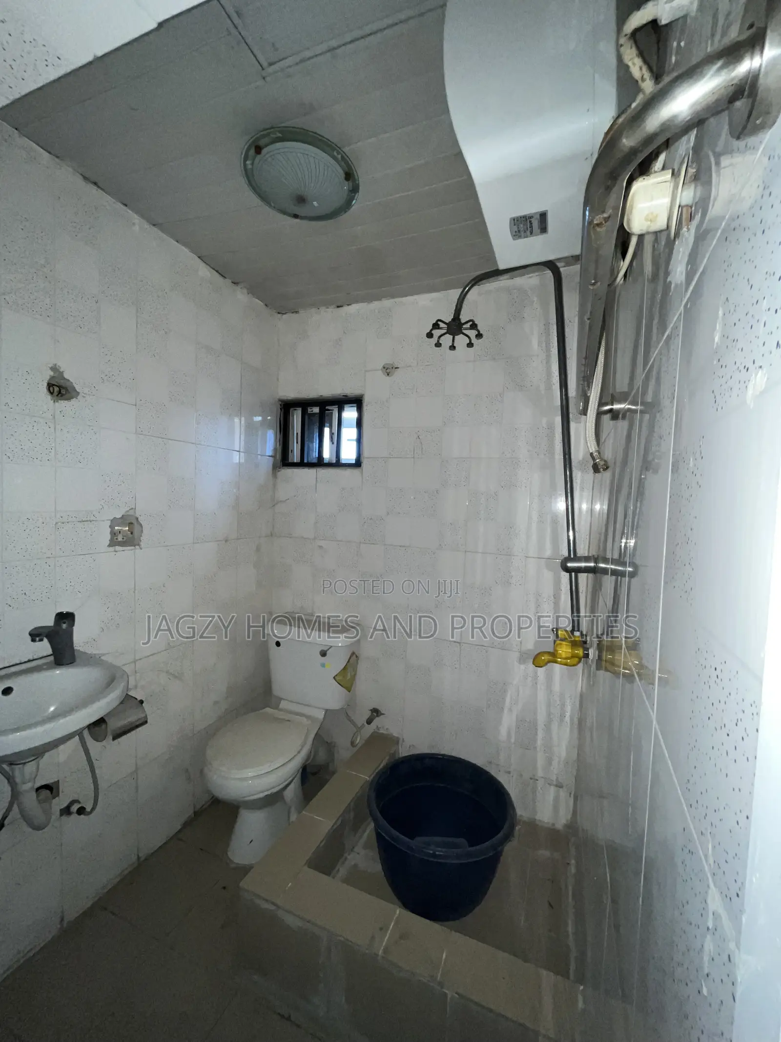 4bdrm Duplex in Unity Estate, Badore for rent