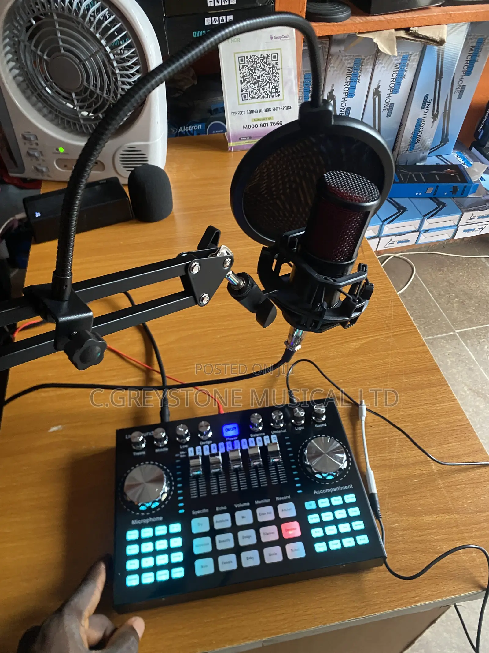 Live-Streaming and Podcast Equipment