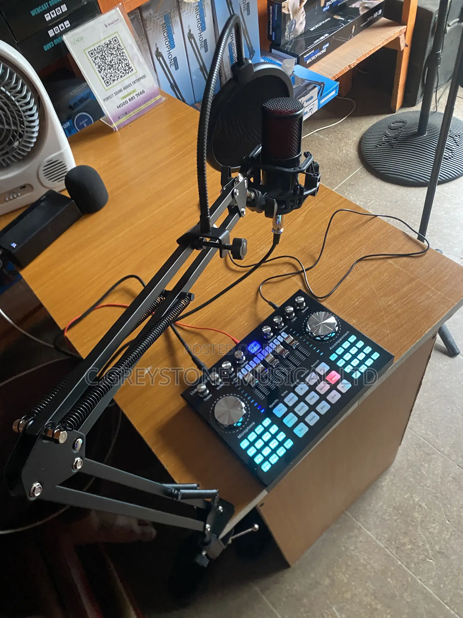 Live-Streaming and Podcast Equipment