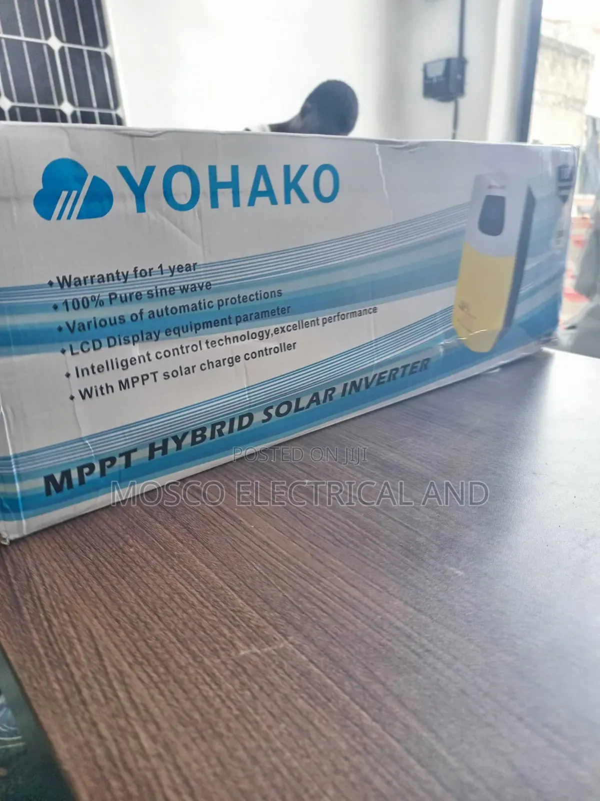 Quality 3.5kva/24volts YOHAKO Hybrid Solar Inverter