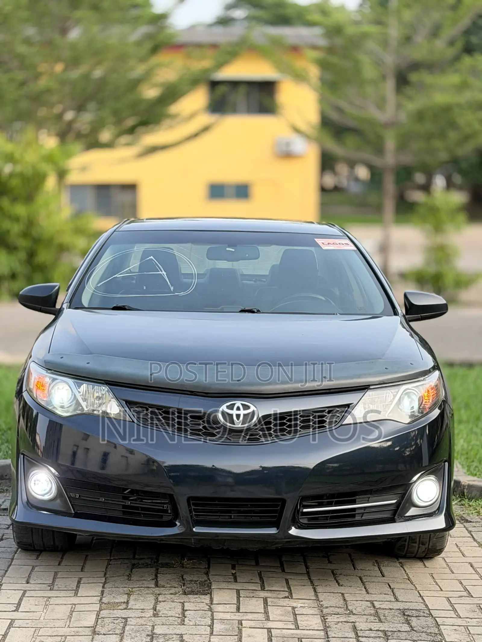 Toyota Camry SE 4dr Sedan (3.5L 6cyl 6A) 2014 Black
