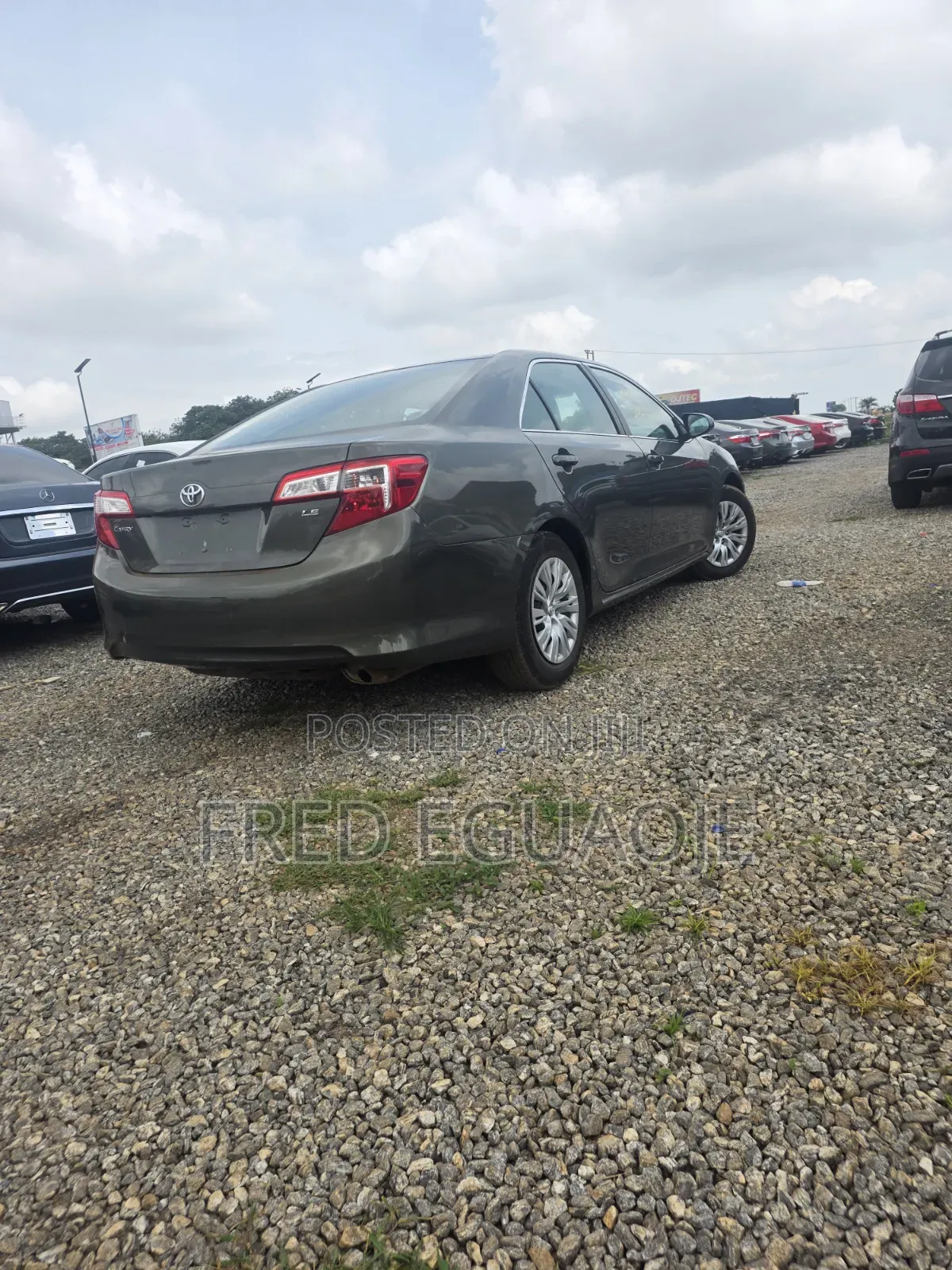 Toyota Camry LE 4dr Sedan (2.5L 4cyl 6A) 2013 Green