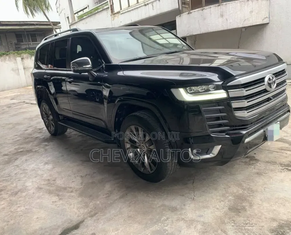 Toyota Land Cruiser 2022 Black