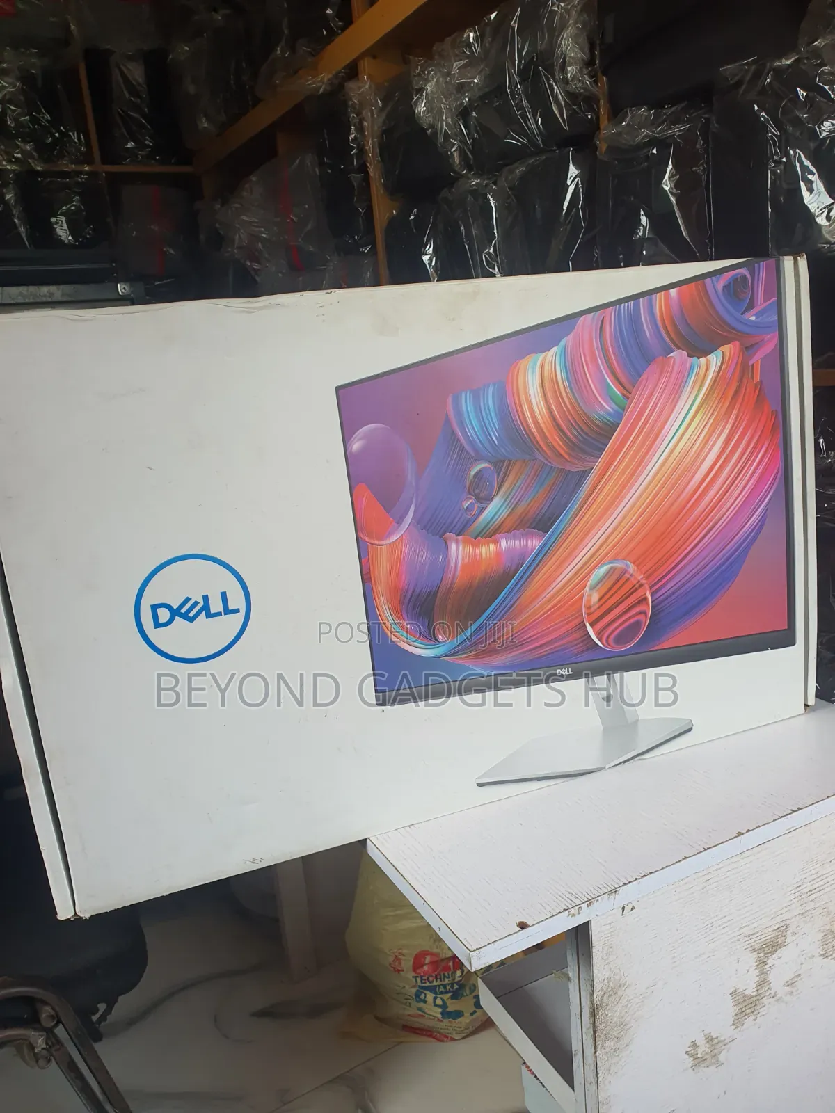Dell 27-Inch IPS Full HD Monitor