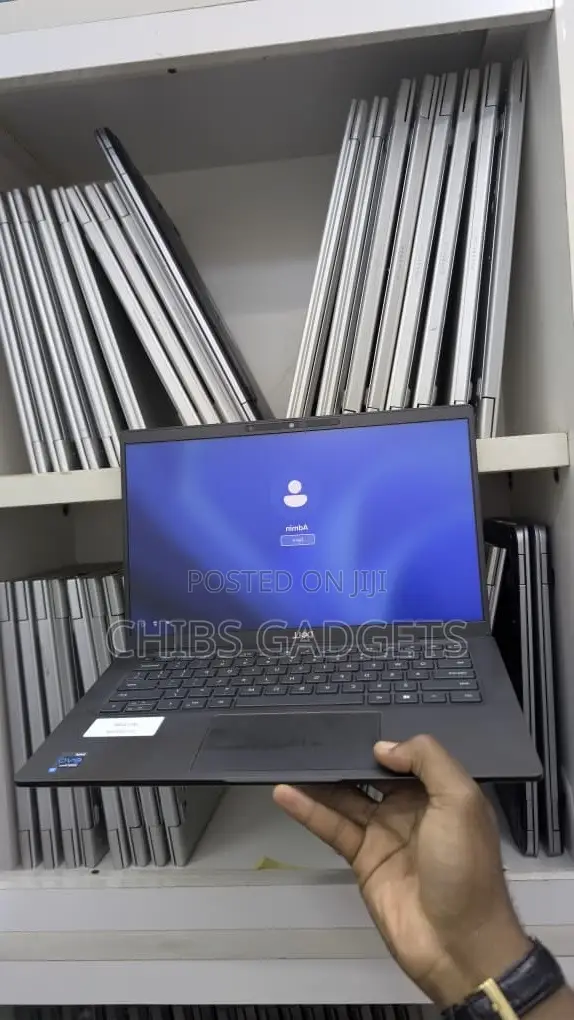 Laptop Dell Latitude 7420 16GB Intel Pentium SSD 256GB