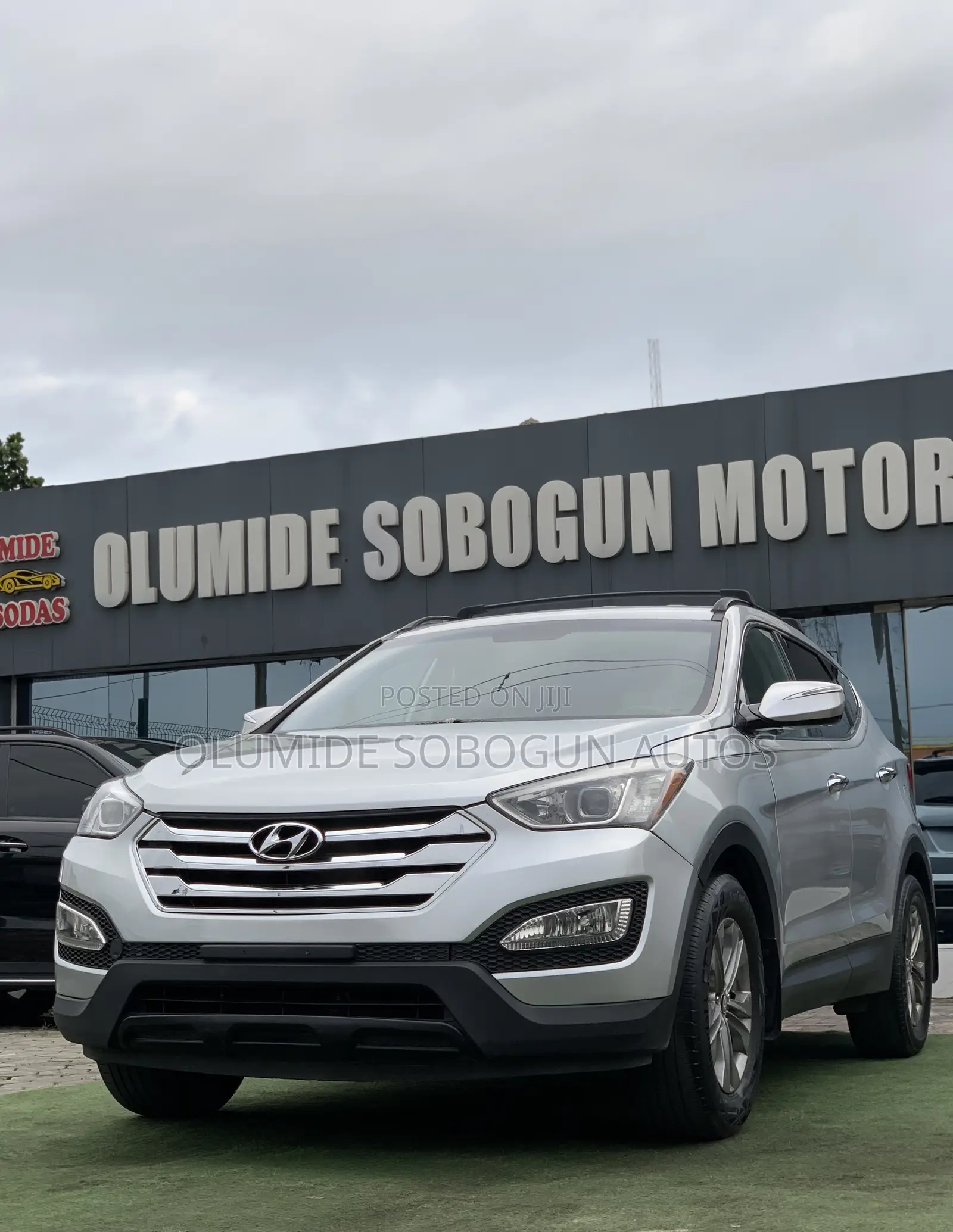 Hyundai Santa Fe Limited 4dr SUV (3.3L 6cyl 6A) 2014 Silver