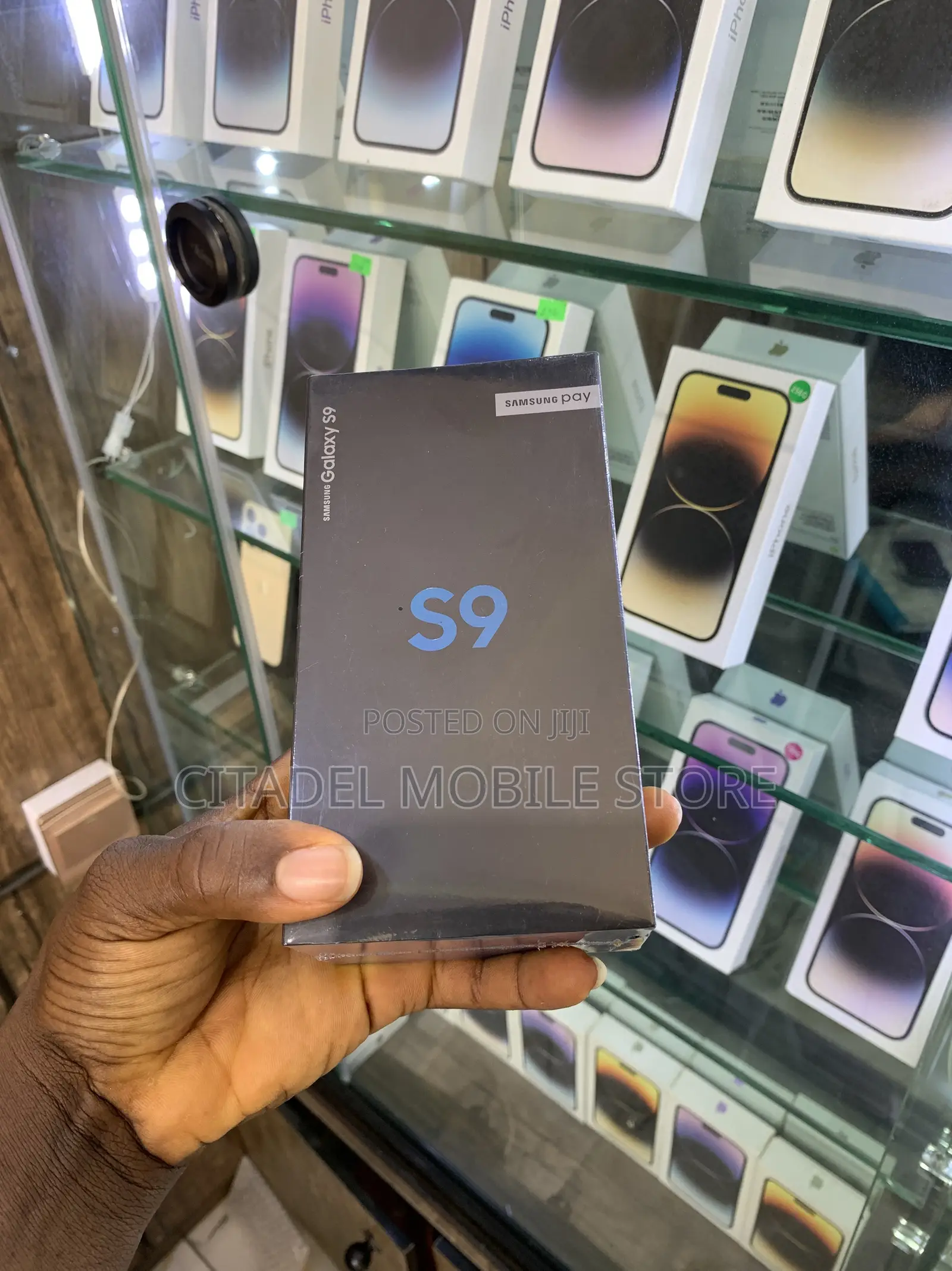 New Samsung Galaxy S9 64 GB Black