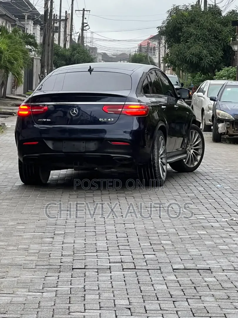 Mercedes-Benz GLE-Class 2019 Black