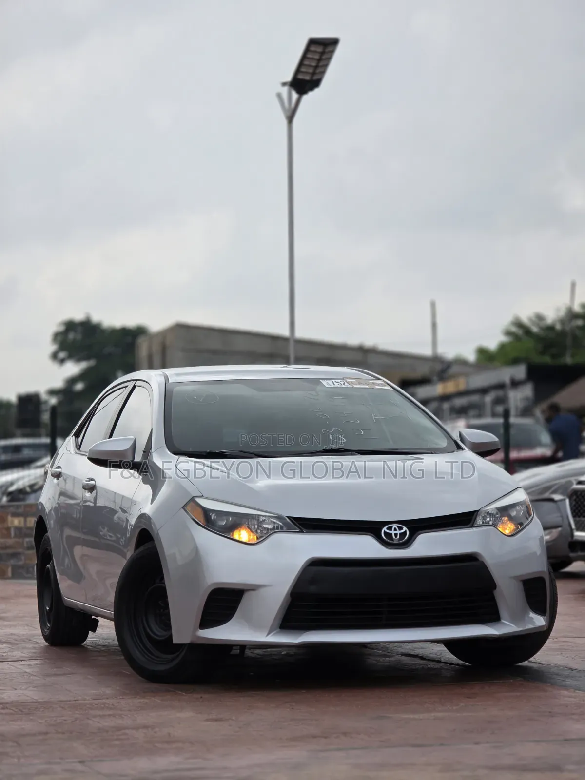 Toyota Corolla 2015 Silver
