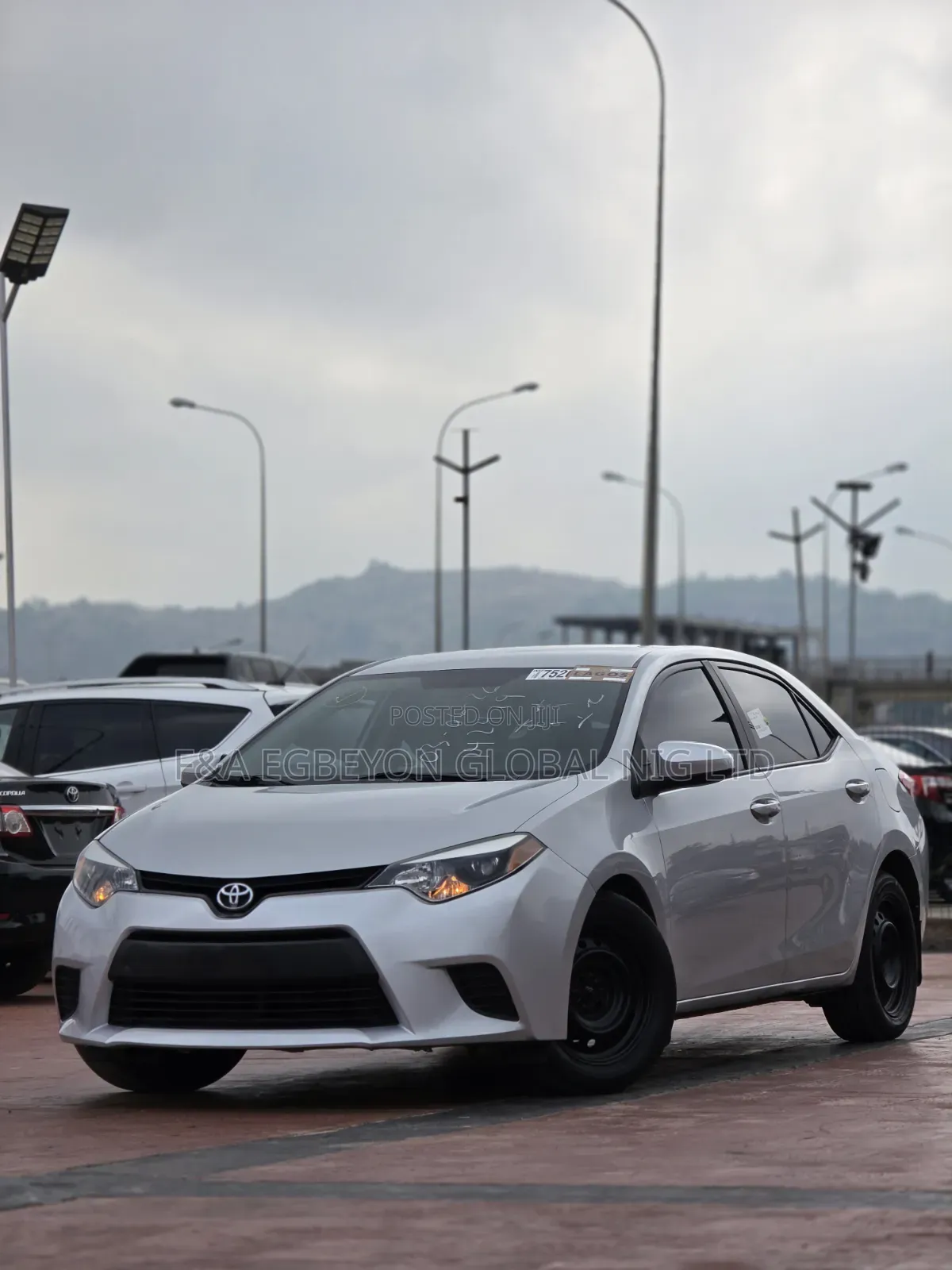 Toyota Corolla 2015 Silver