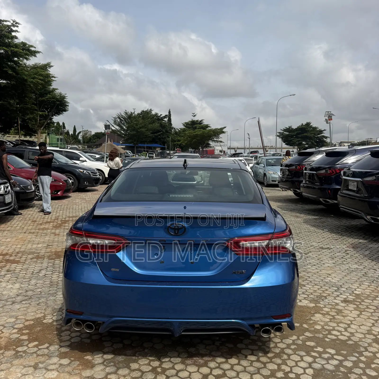 Toyota Camry XSE FWD (2.5L 4cyl 8AM) 2018 Blue