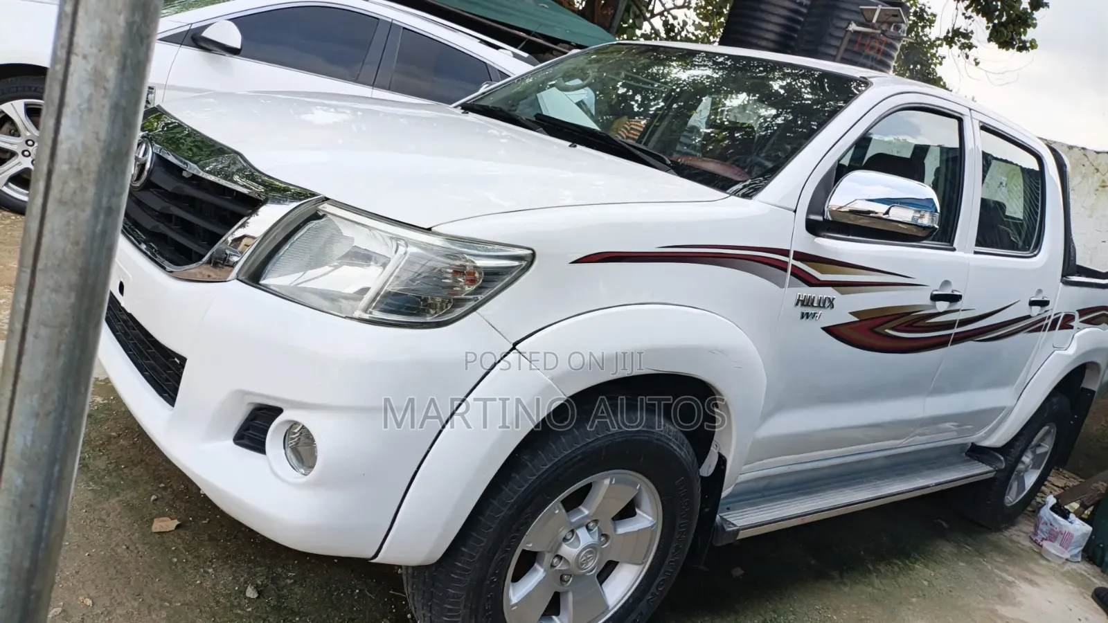 Toyota Hilux 2015 White