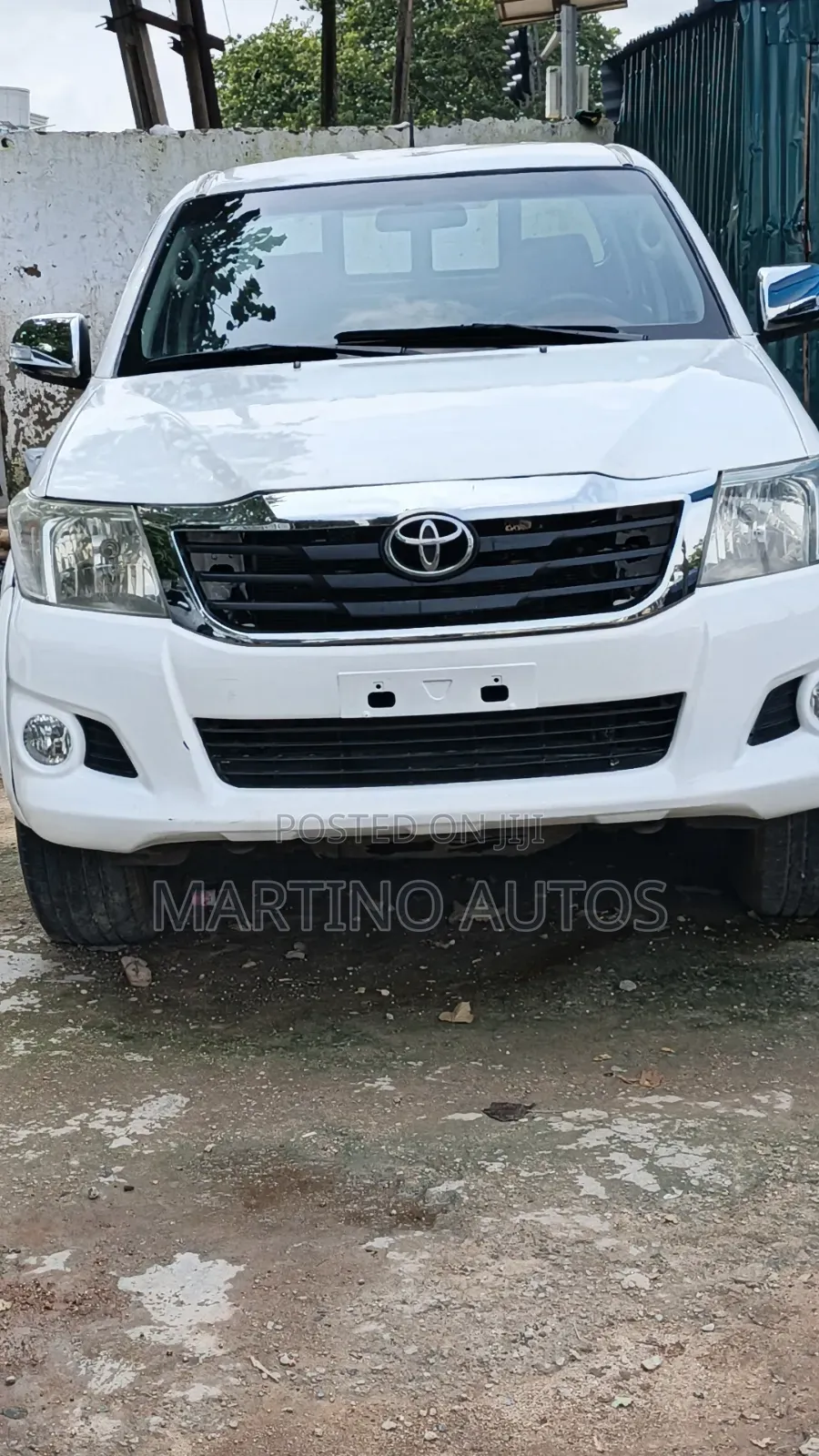 Toyota Hilux 2015 White
