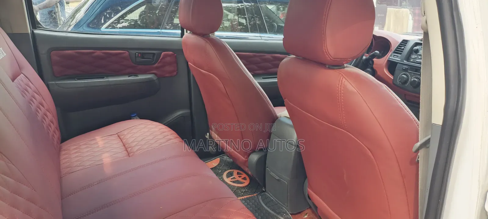 Toyota Hilux 2015 White