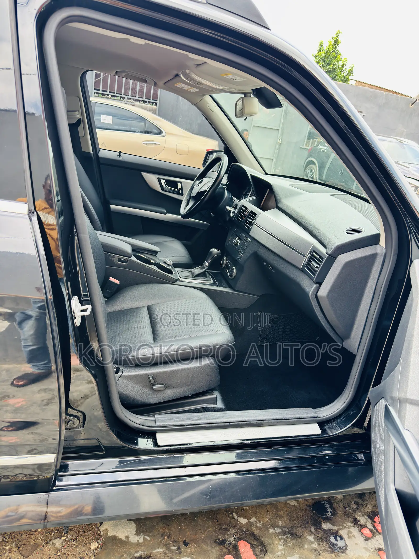 Mercedes-Benz GLK-Class 350 2010 Black