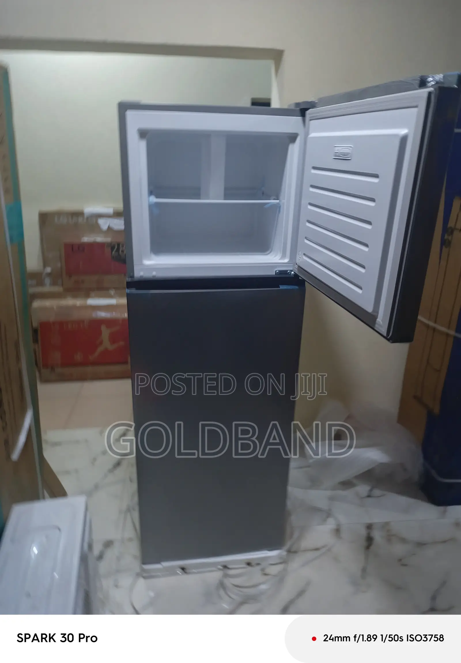 Hisense 295L Refrigerator – Sleek Modern Finish