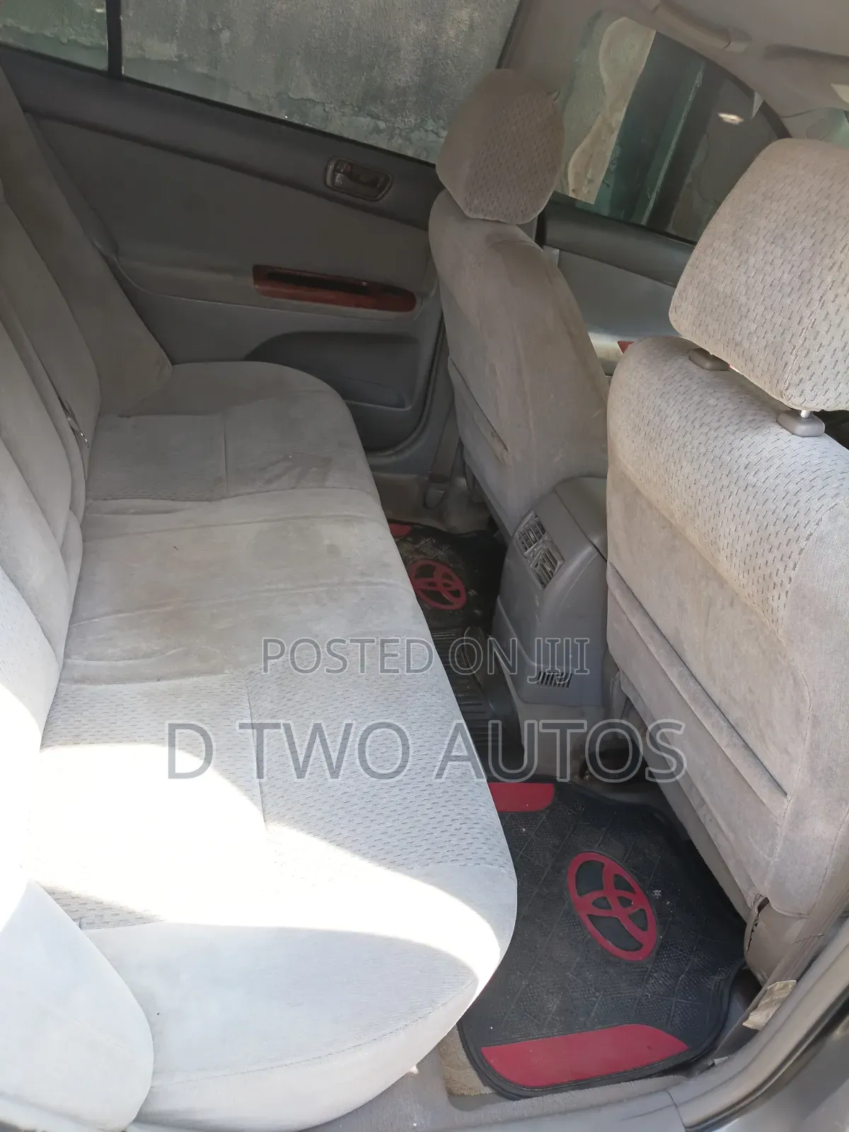 Toyota Camry XLE 4dr Sedan (2.4L 4cyl 5A) 2005 Gray