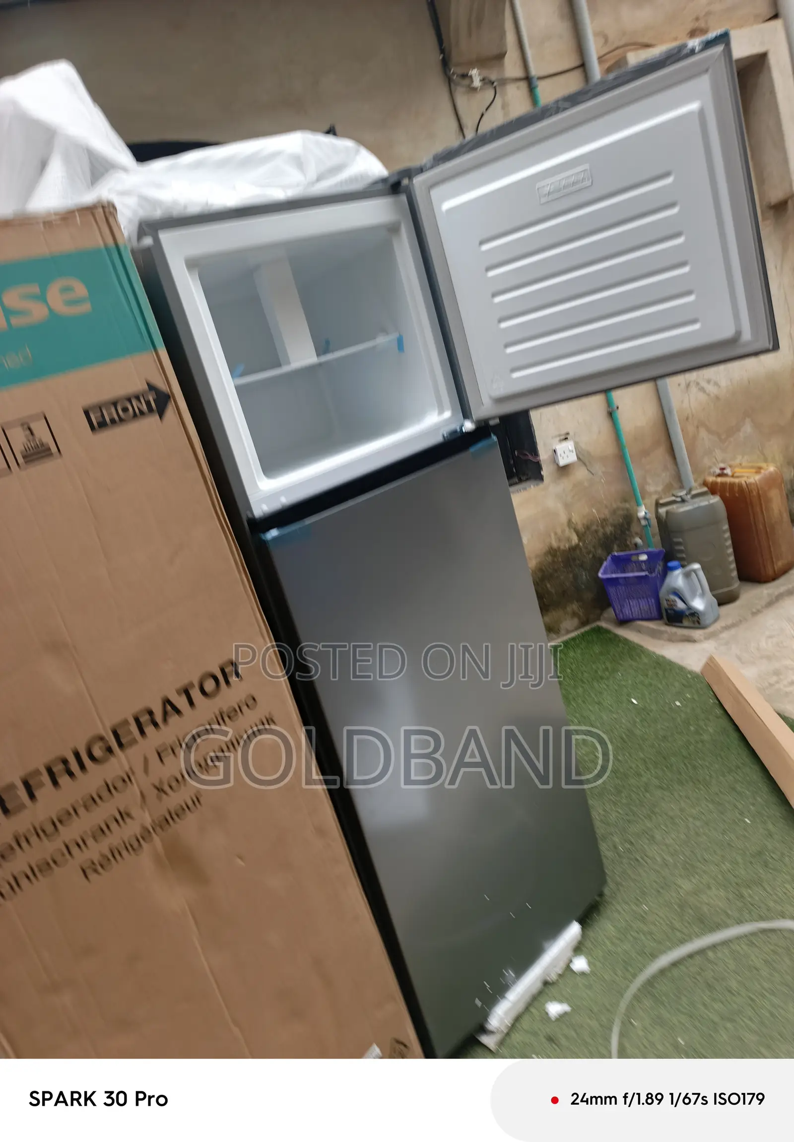 Hisense 306DR Large Capacity Refrigerator – 295 Litres