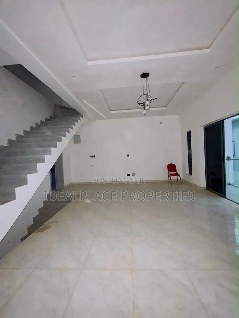 4bdrm Duplex in Ogudu GRA for sale