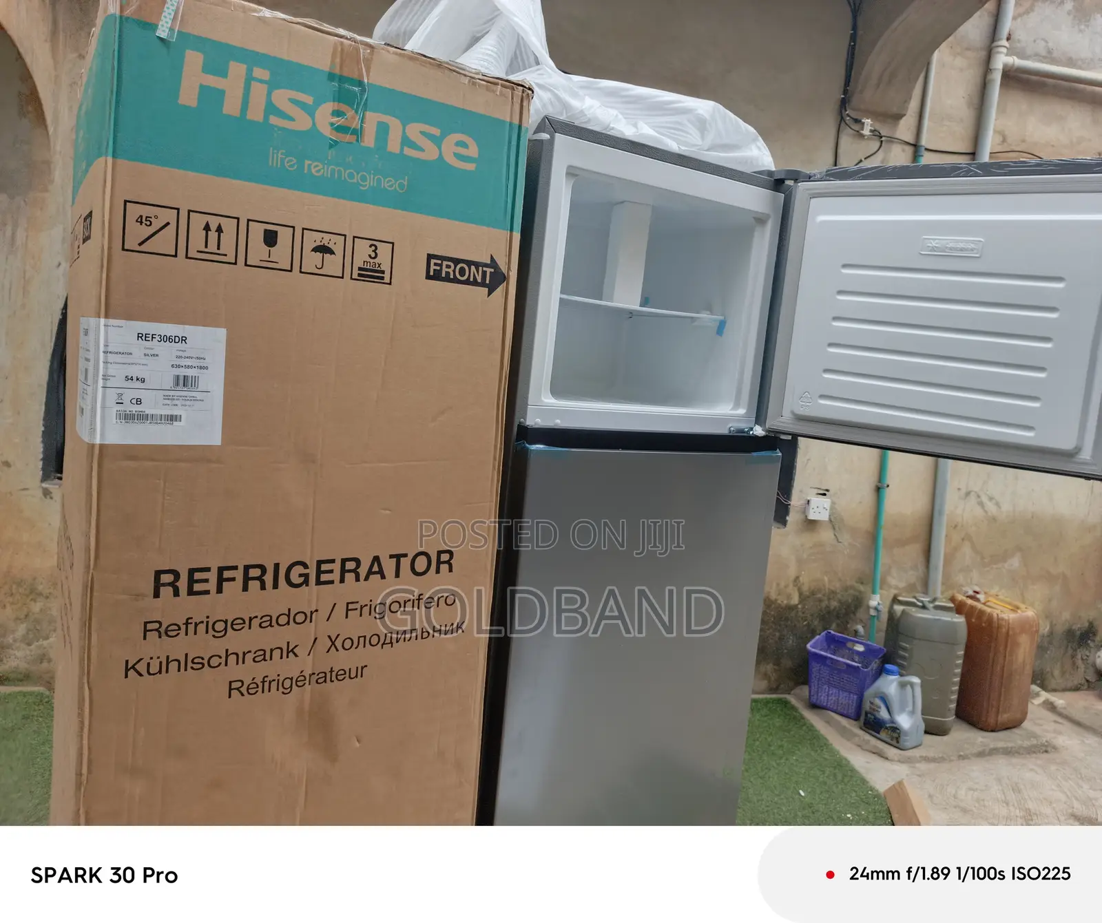 Hisense 295L Refrigerator – Elegant Kitchen Essential