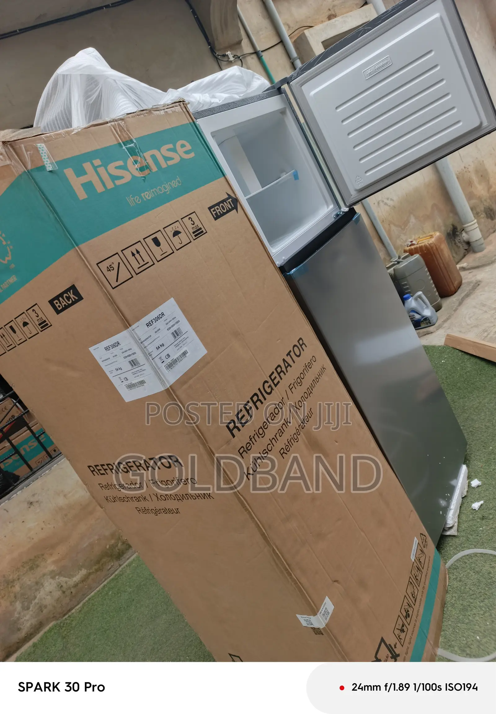 Hisense Double Door Refrigerator – 295L Storage Capacity