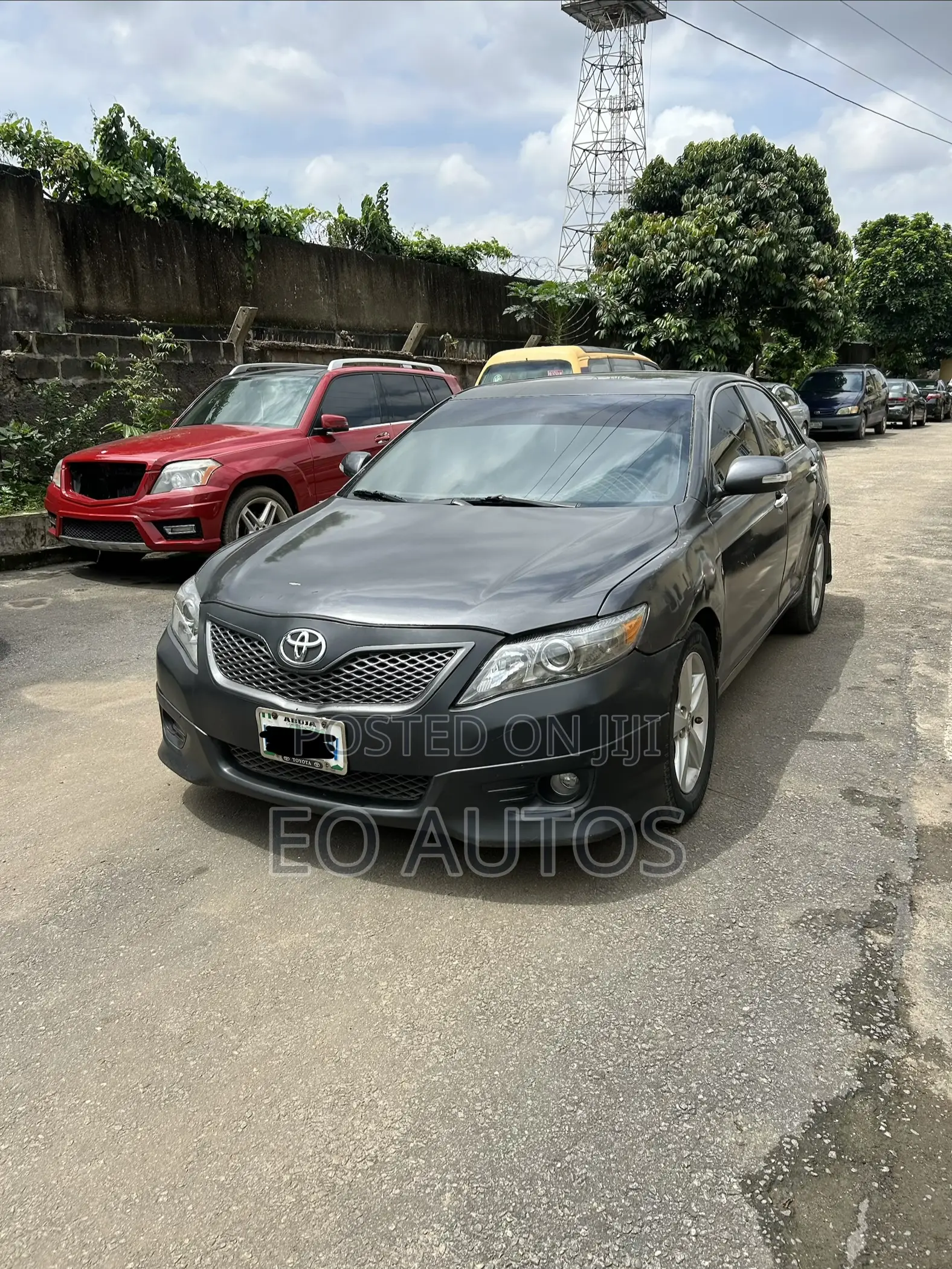Toyota Camry SE V6 4dr Sedan (3.5L 6cyl 6AM) 2010 Gray