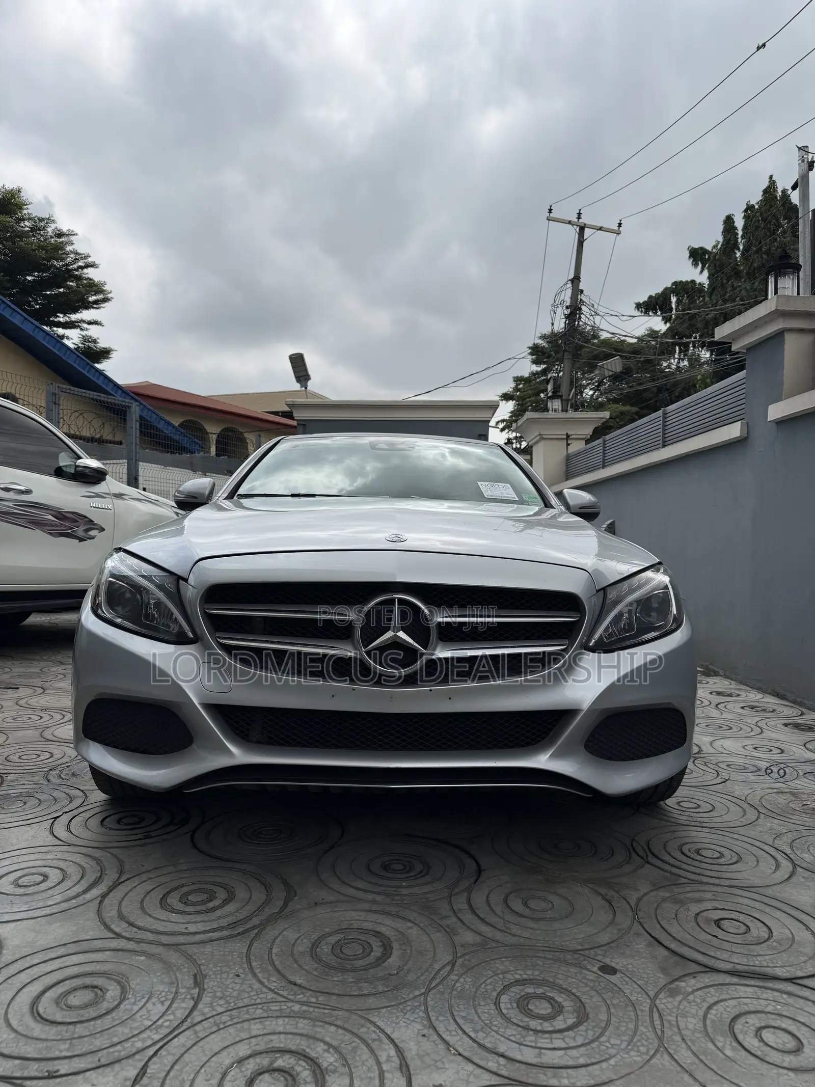 Mercedes-Benz C300 Luxury 4matic Sedan AWD (2.0L 4cyl 7A) 2017 Silver