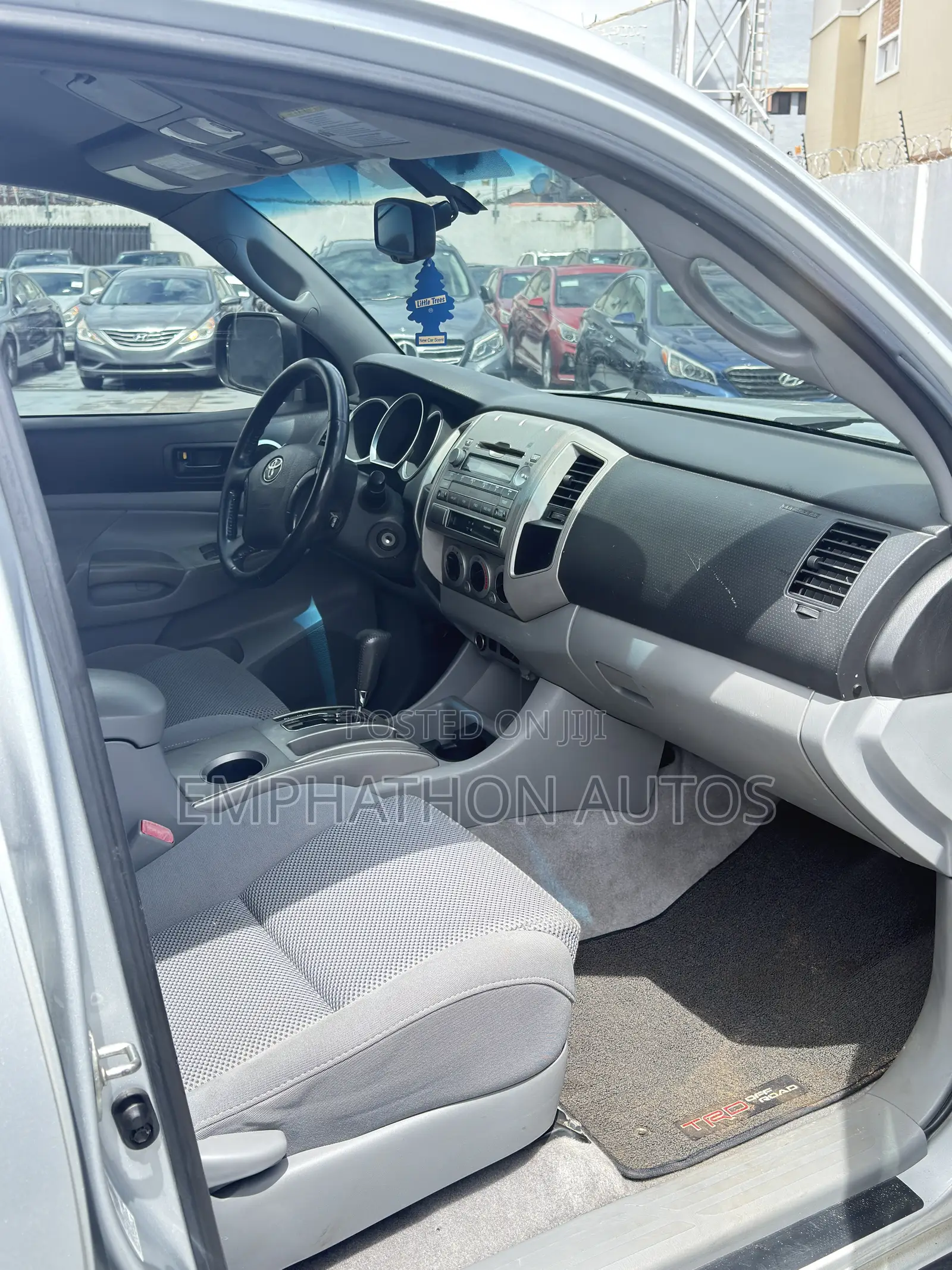 Toyota Tacoma 2010 Silver