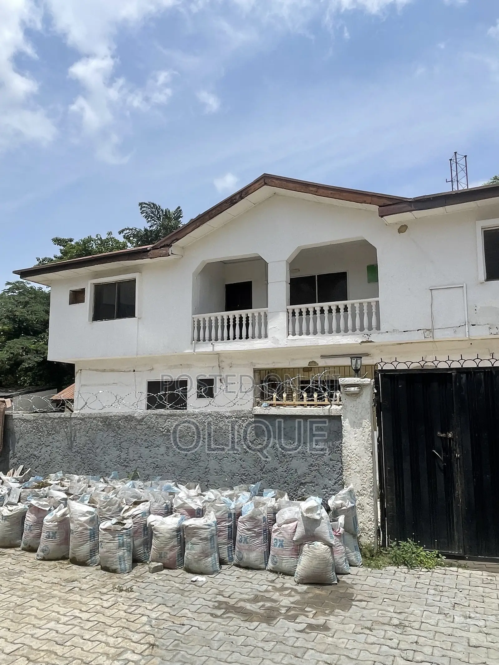 5bdrm Duplex in Wuse 2 Off Aminu for rent