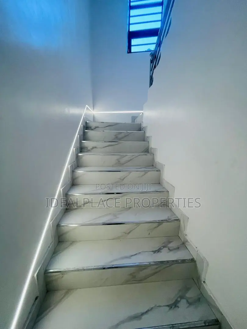 4bdrm House in Berger for sale