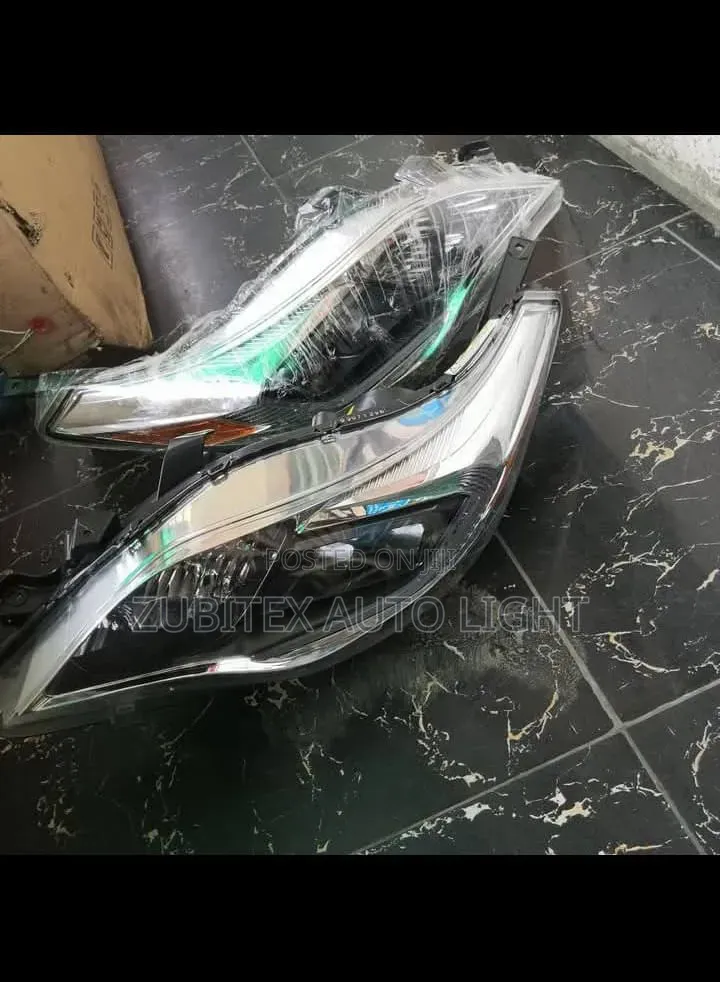 Set Headlamp Avalon 2014