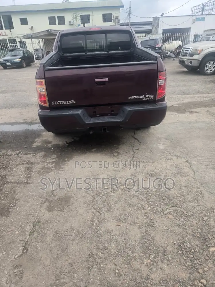 Honda Ridgeline 2011 Burgundy