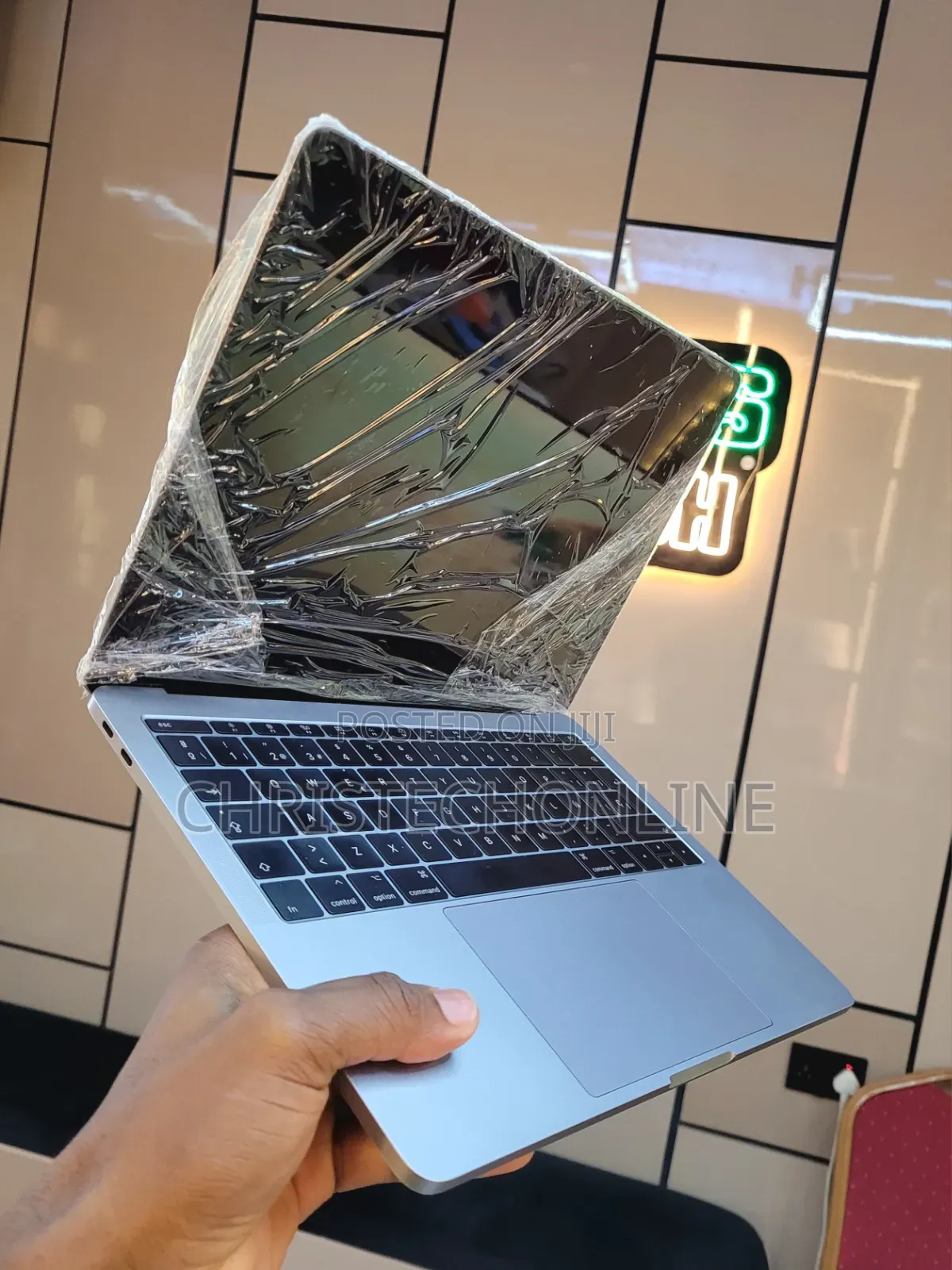 Laptop Apple MacBook Pro 2017 8GB Intel Core i7 SSD 256GB