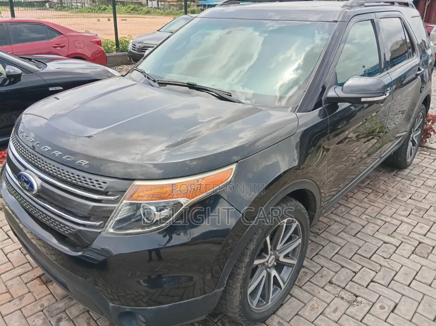 Ford Explorer XLT 4dr SUV AWD (3.5L 6cyl 6A) 2015 Matt Black
