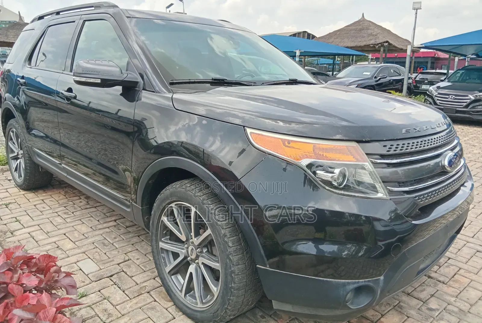 Ford Explorer XLT 4dr SUV AWD (3.5L 6cyl 6A) 2015 Matt Black