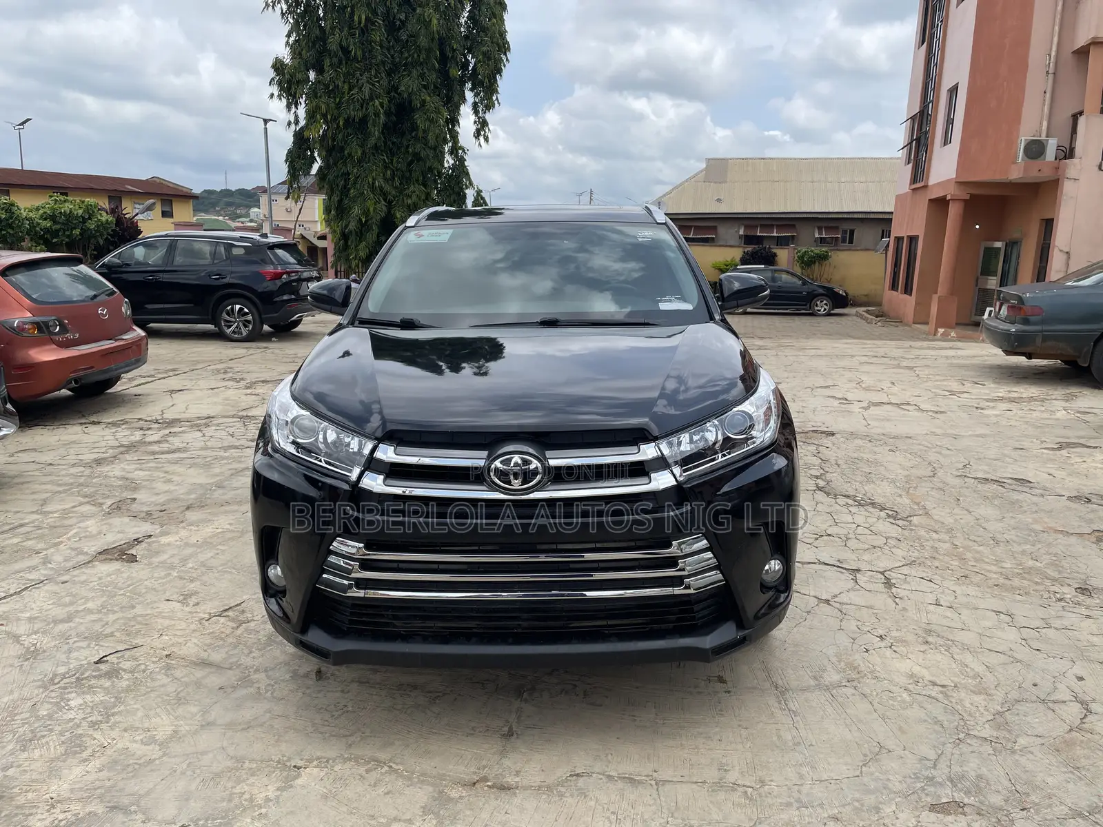 Toyota Highlander XLE V6 4x4 (3.5L 6cyl 6A) 2016 Black
