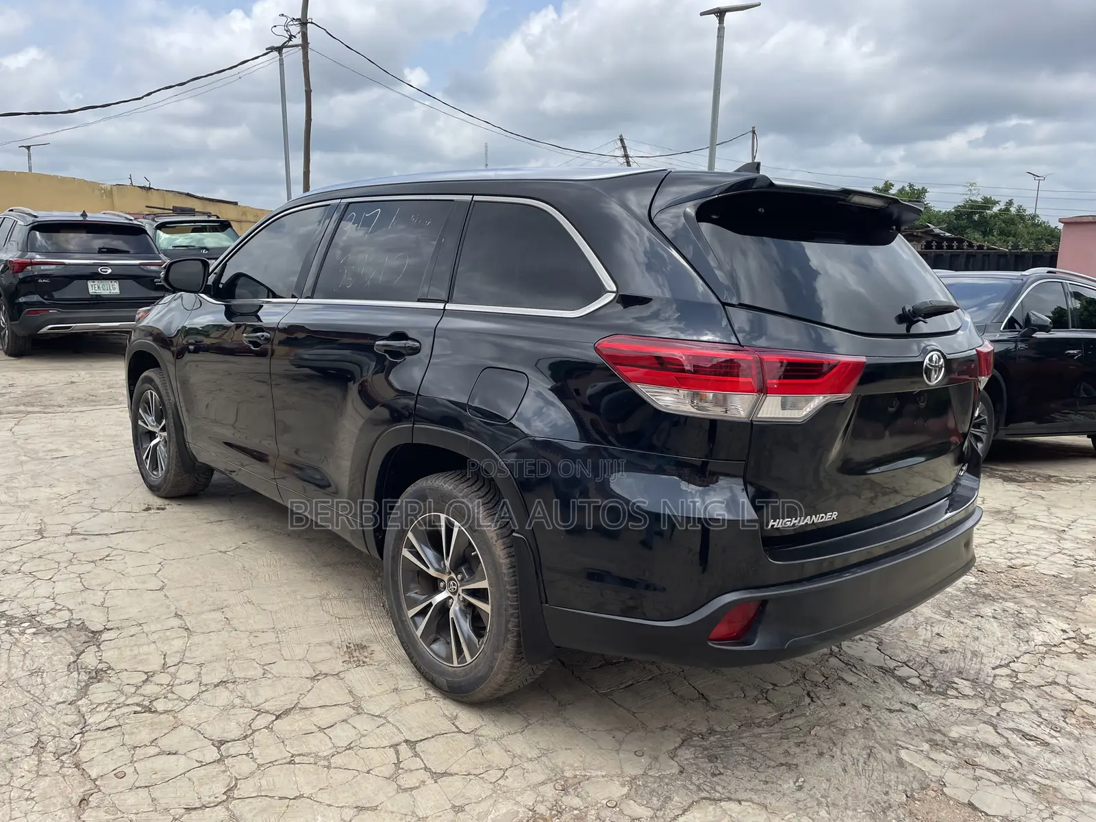 Toyota Highlander XLE V6 4x4 (3.5L 6cyl 6A) 2016 Black