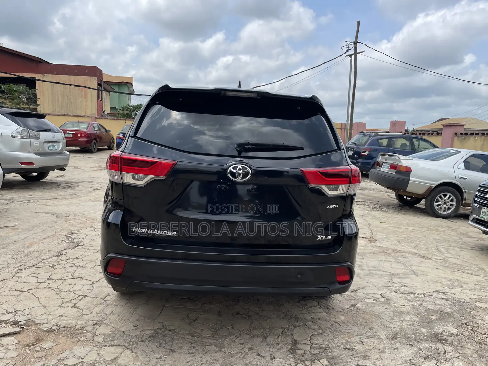 Toyota Highlander XLE V6 4x4 (3.5L 6cyl 6A) 2016 Black