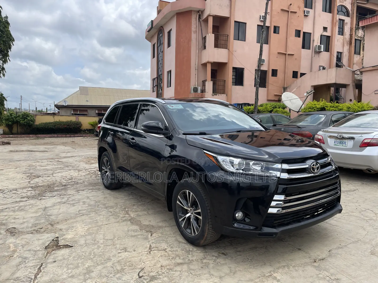 Toyota Highlander XLE V6 4x4 (3.5L 6cyl 6A) 2016 Black