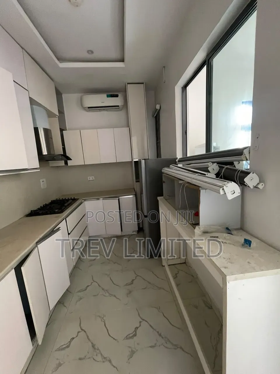 3bdrm Maisonette in Ikate Elegushi for rent