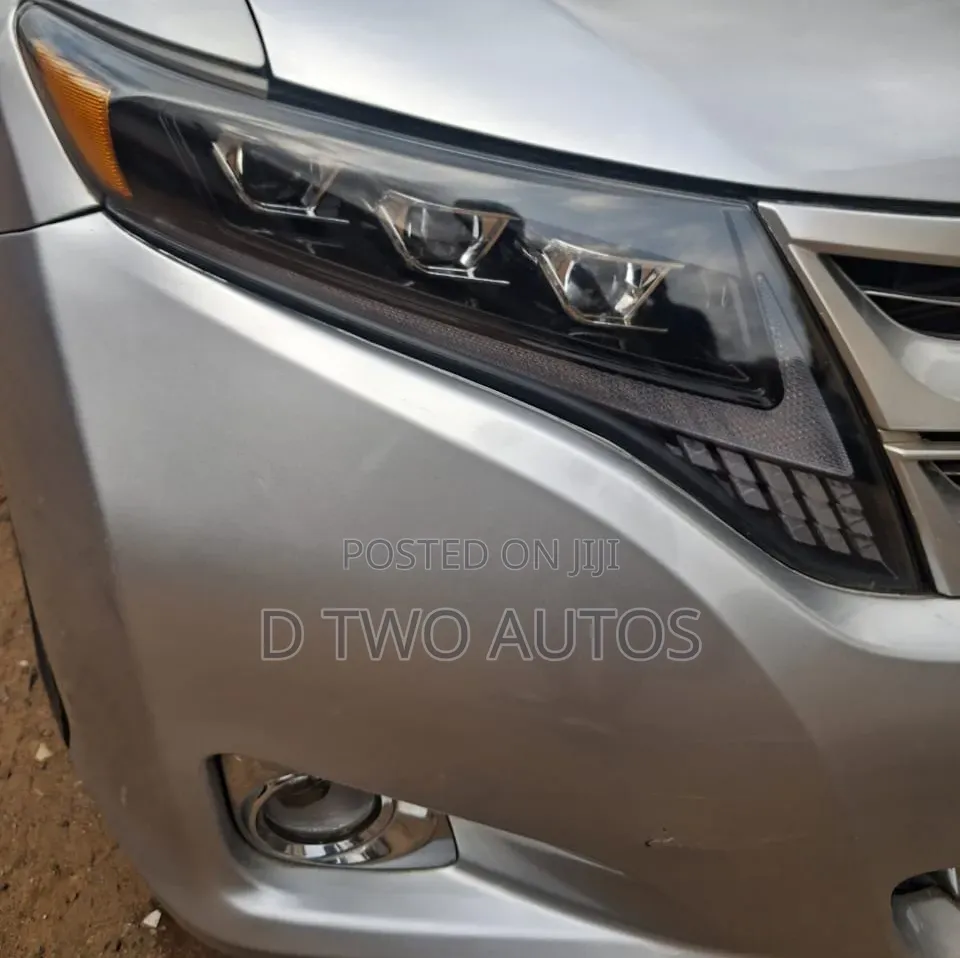 Toyota Venza V6 2011 Silver