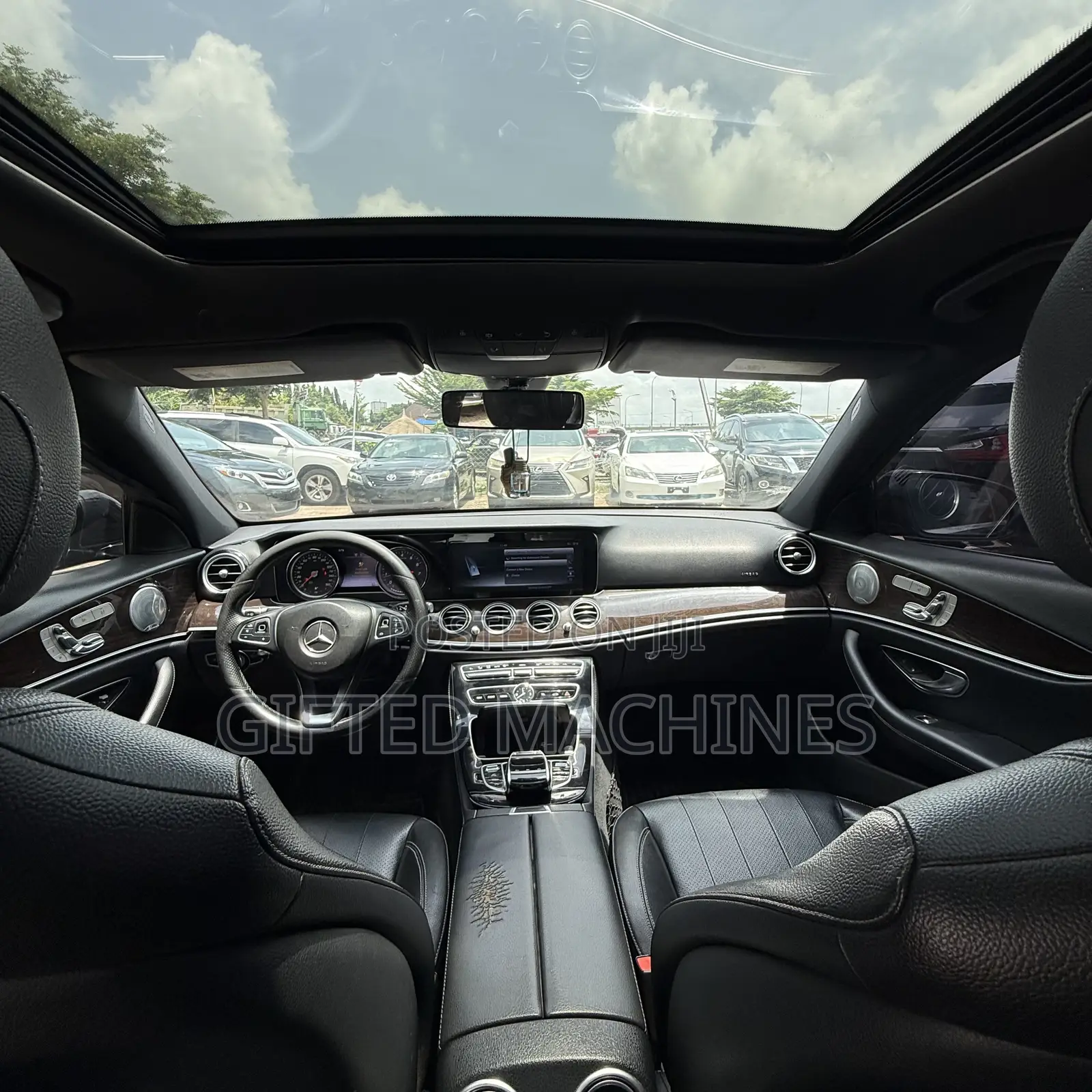 Mercedes-Benz E300 2016 Black