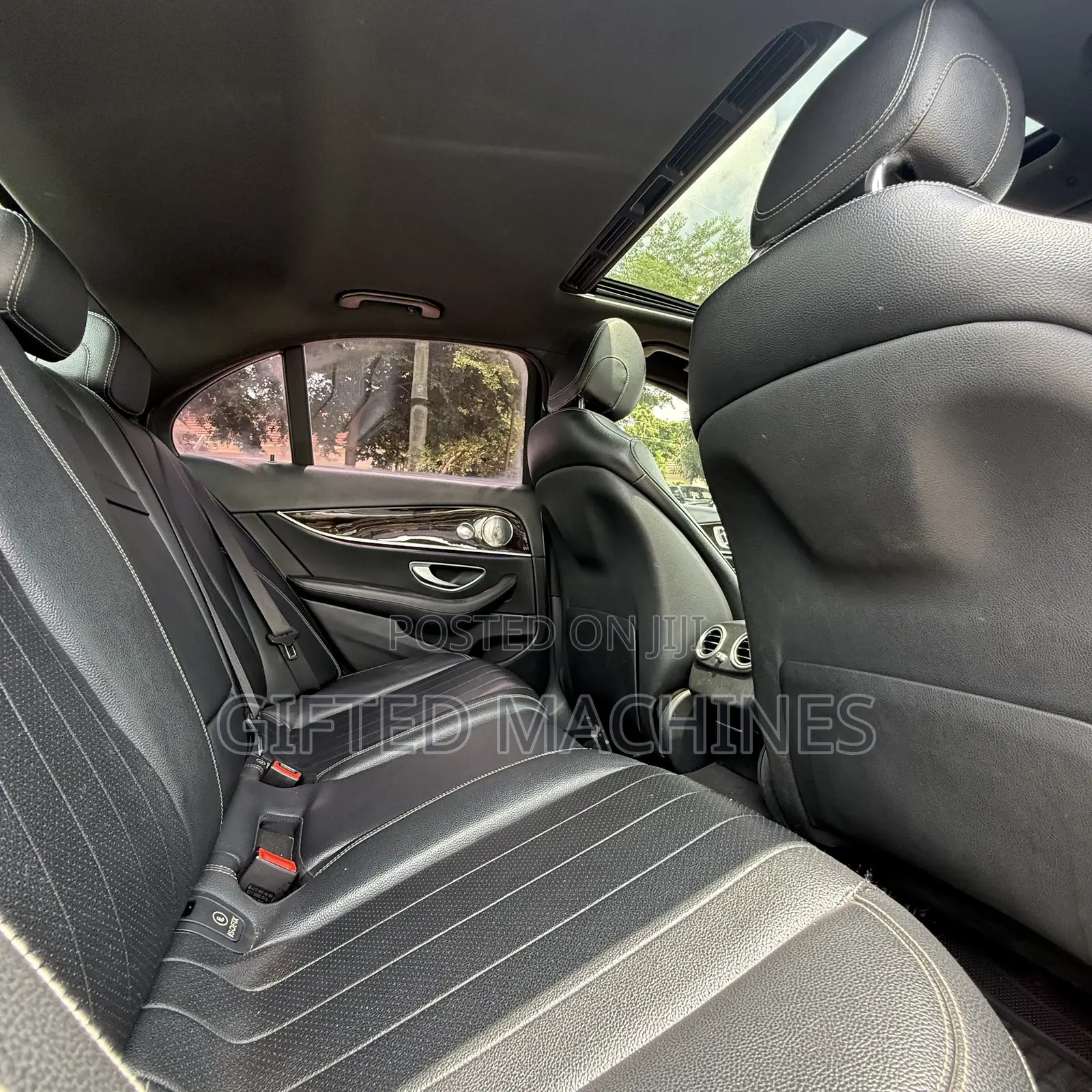 Mercedes-Benz E300 2016 Black