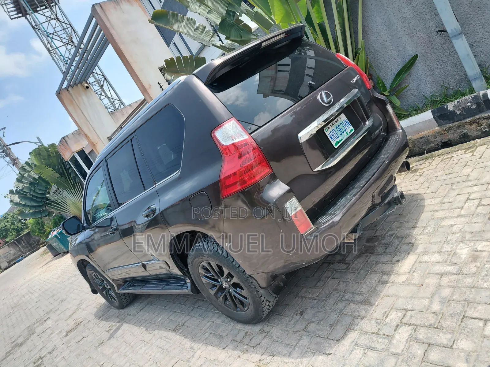Lexus GX 2012 Brown