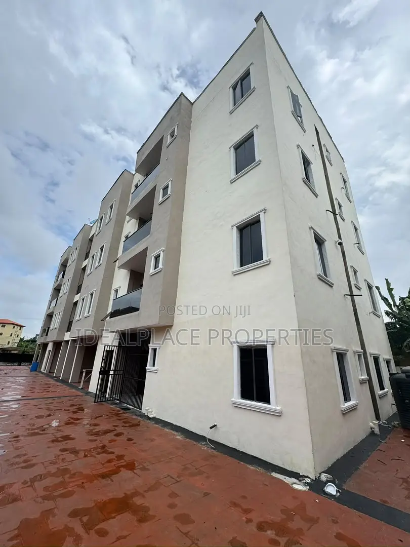 2bdrm Apartment in Sabo / Yaba for sale