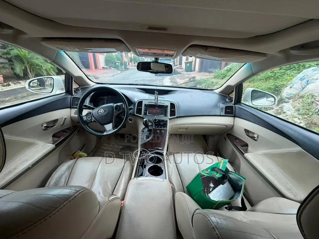 Toyota Venza XLE AWD V6 2013 White
