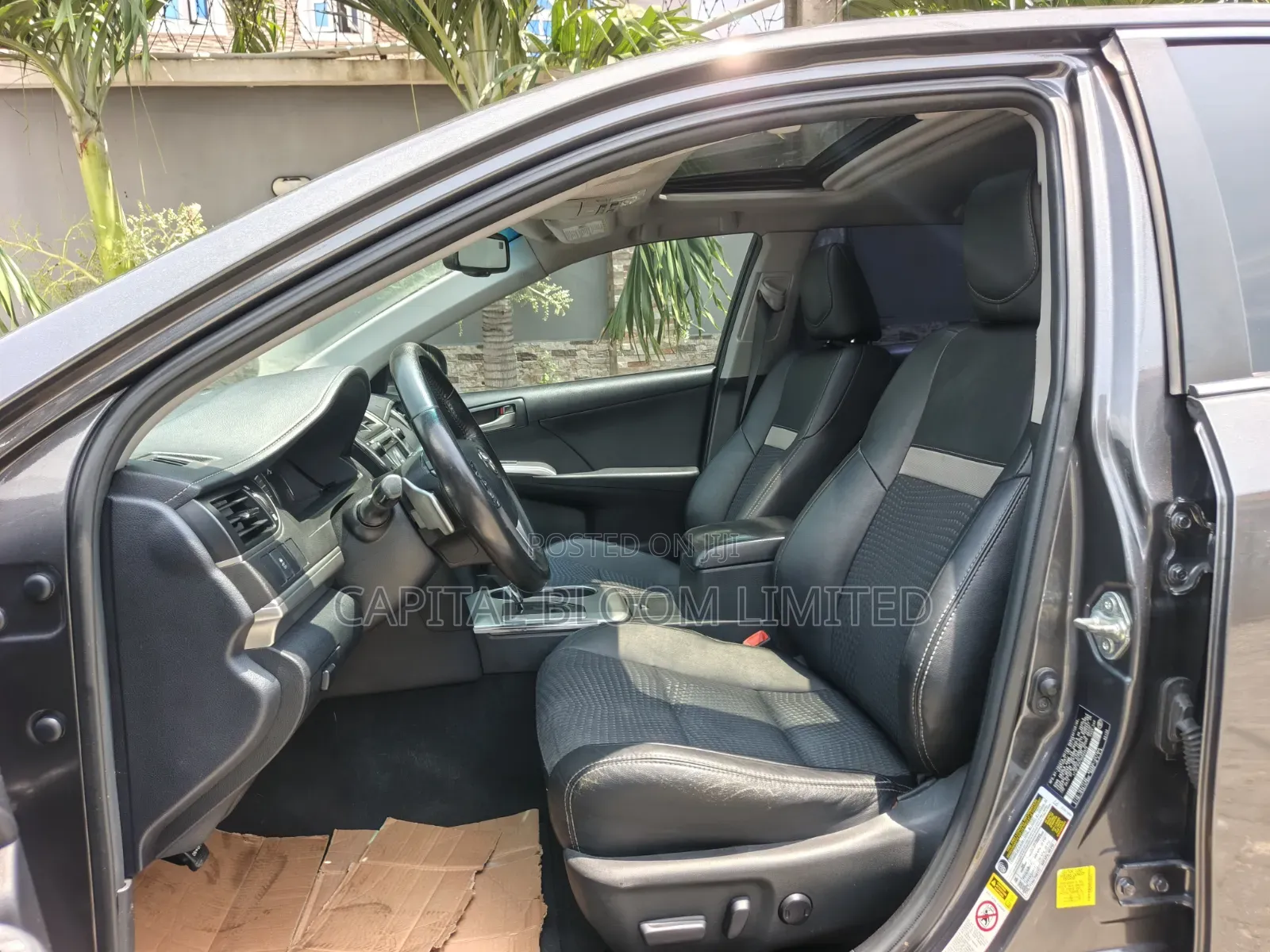 Toyota Camry SE 4dr Sedan (2.5L 4cyl 6A) 2013 Gray