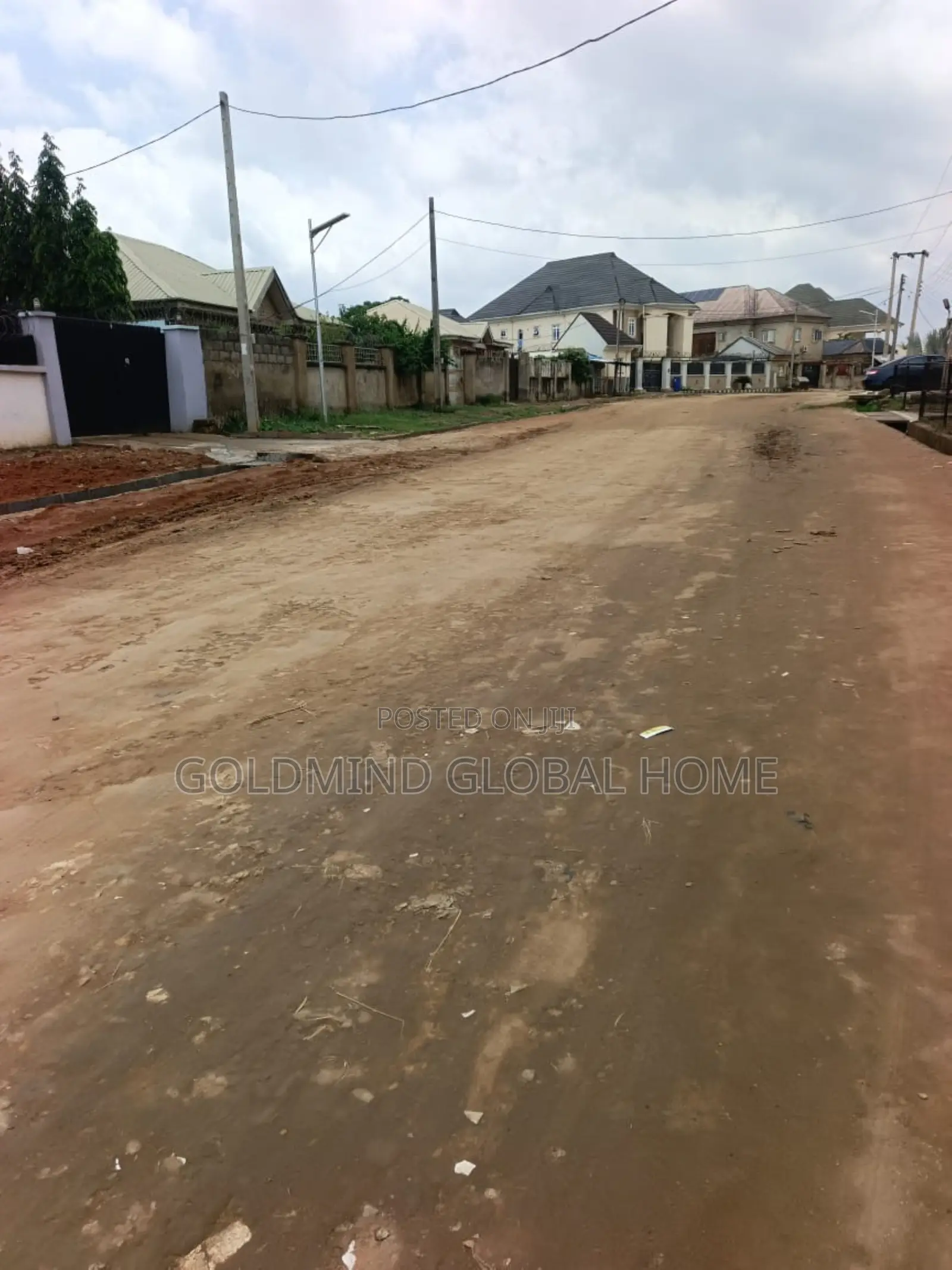 3bdrm Bungalow in Lugbe District. for sale