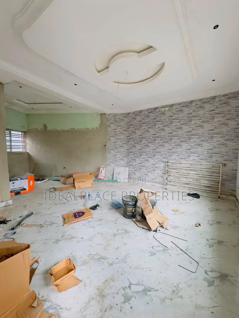 3bdrm Duplex in GRA Phase 1 for sale