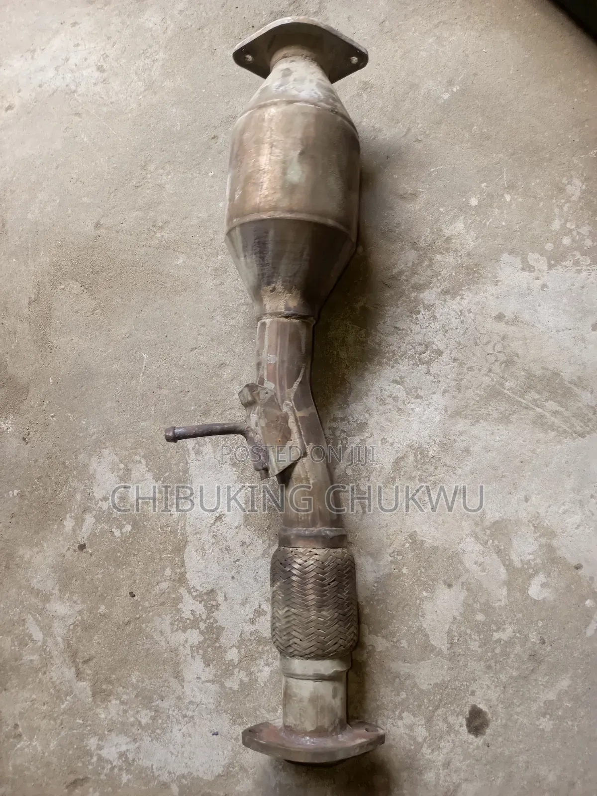 Toyota Highlander/ Lexus Rx350 2015/2018 Center Catalytic Converter.
